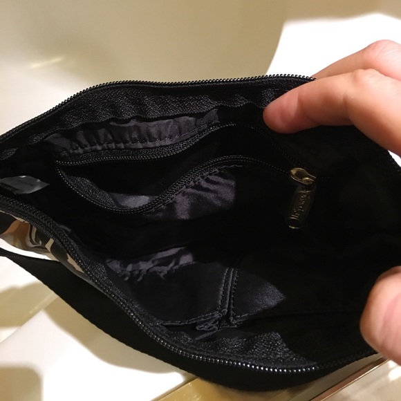 LeSportsac Handbag Groupies - Picture 3 of 3